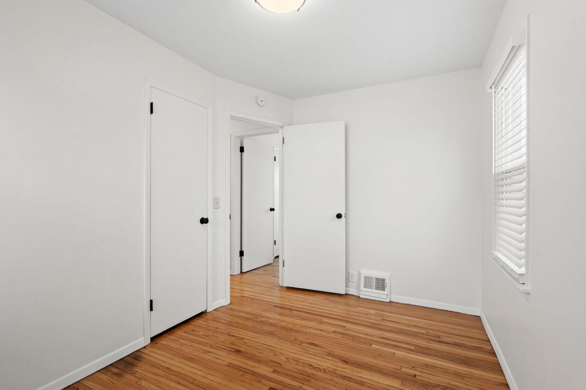 3214 Dupont Avenue N