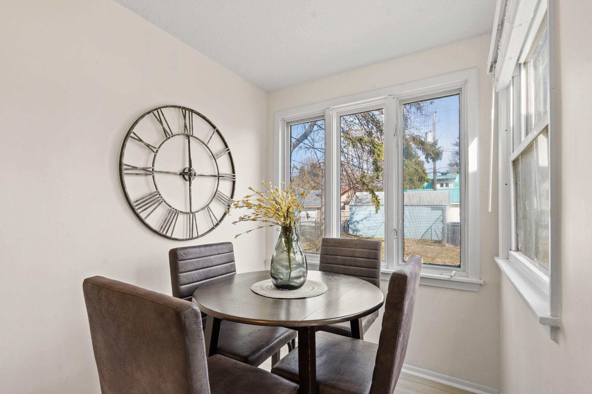 3214 Dupont Avenue N