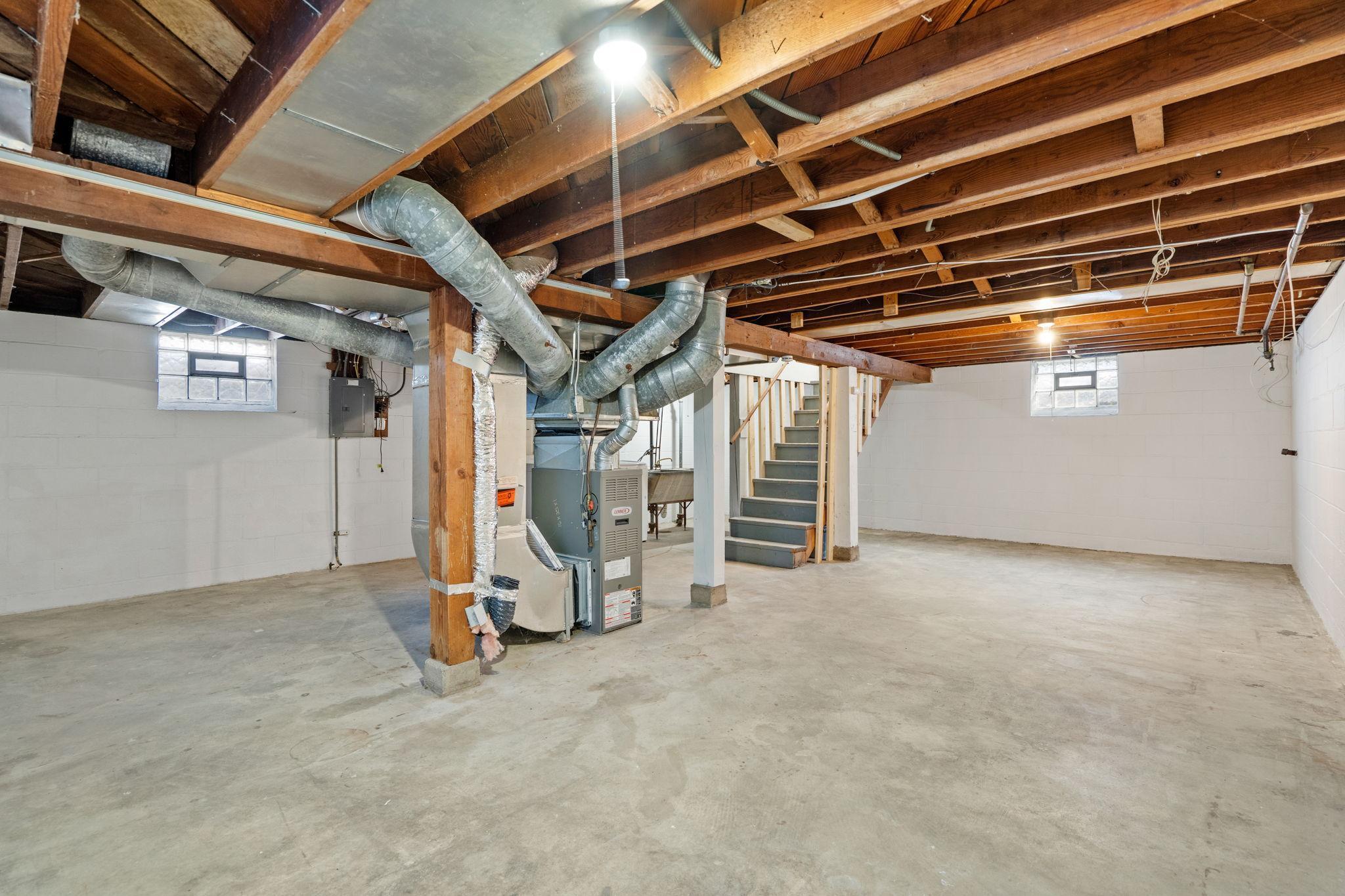 3214 Dupont Avenue N