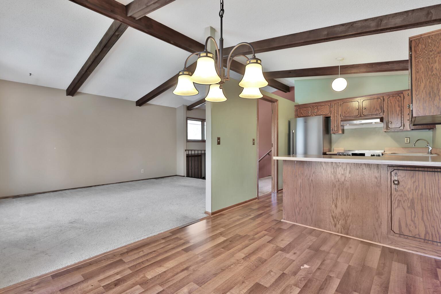 1282 Bridle Path Court