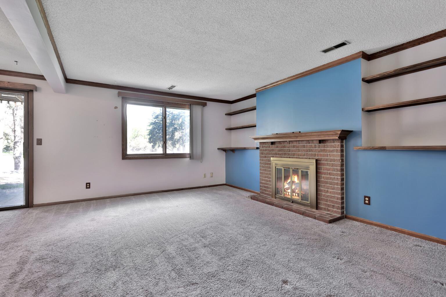1282 Bridle Path Court