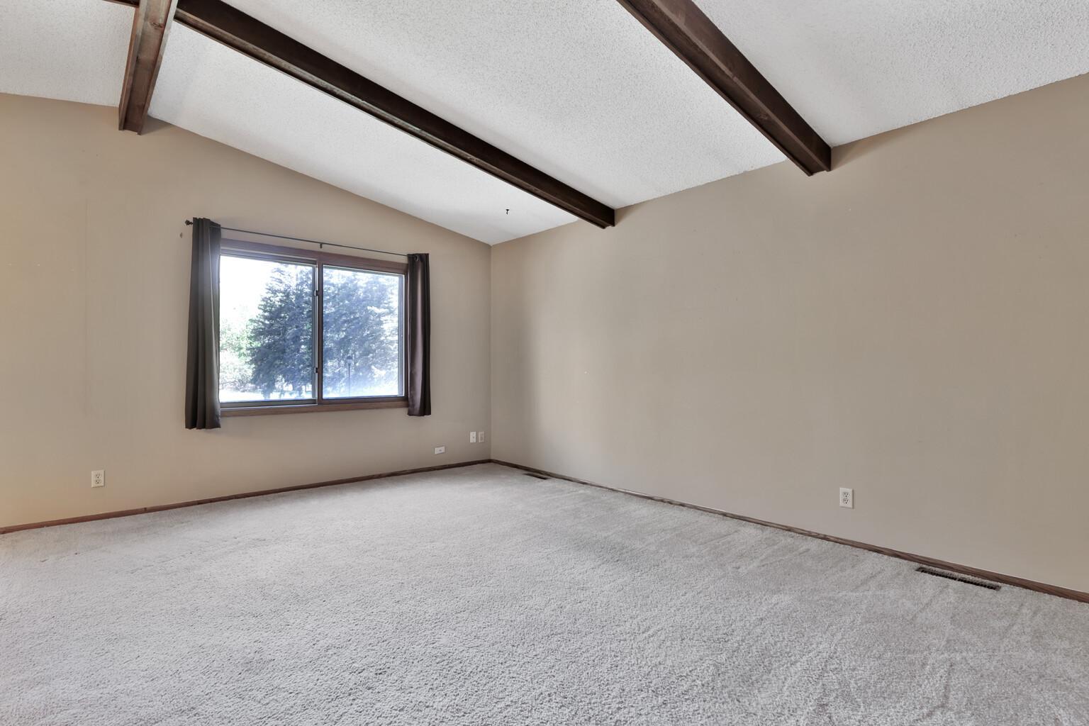 1282 Bridle Path Court