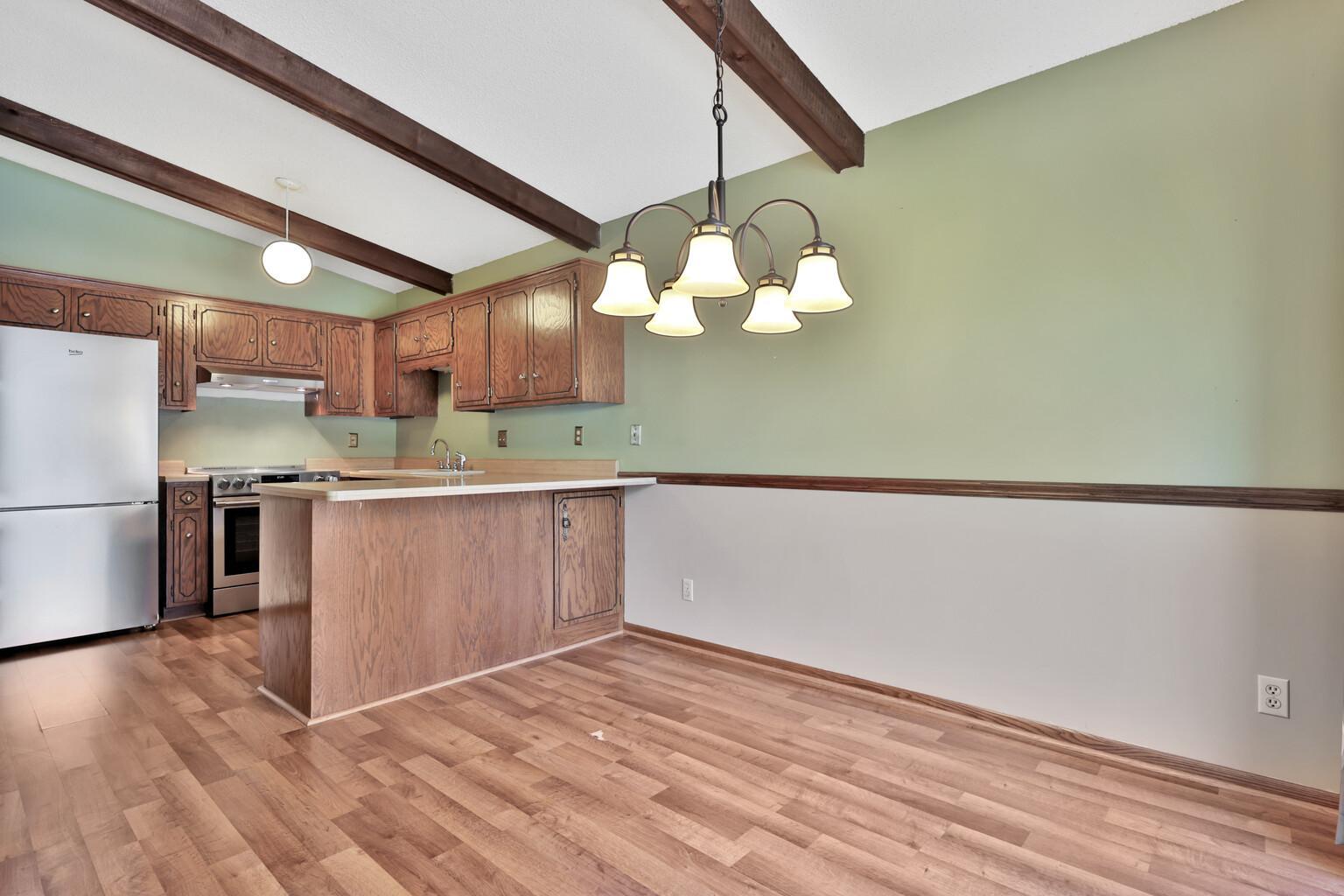 1282 Bridle Path Court