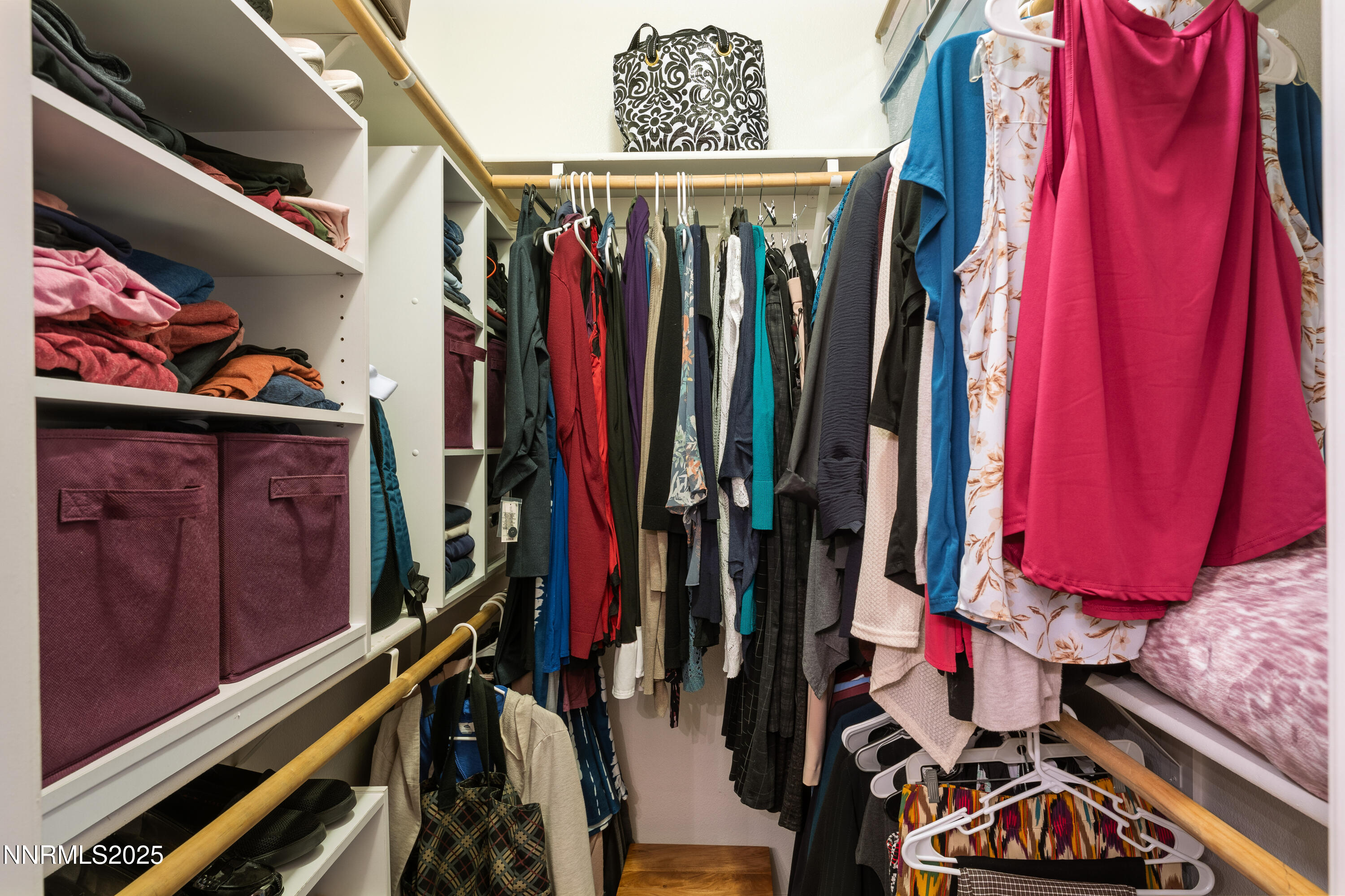 9050 Double R Boulevard, 1425