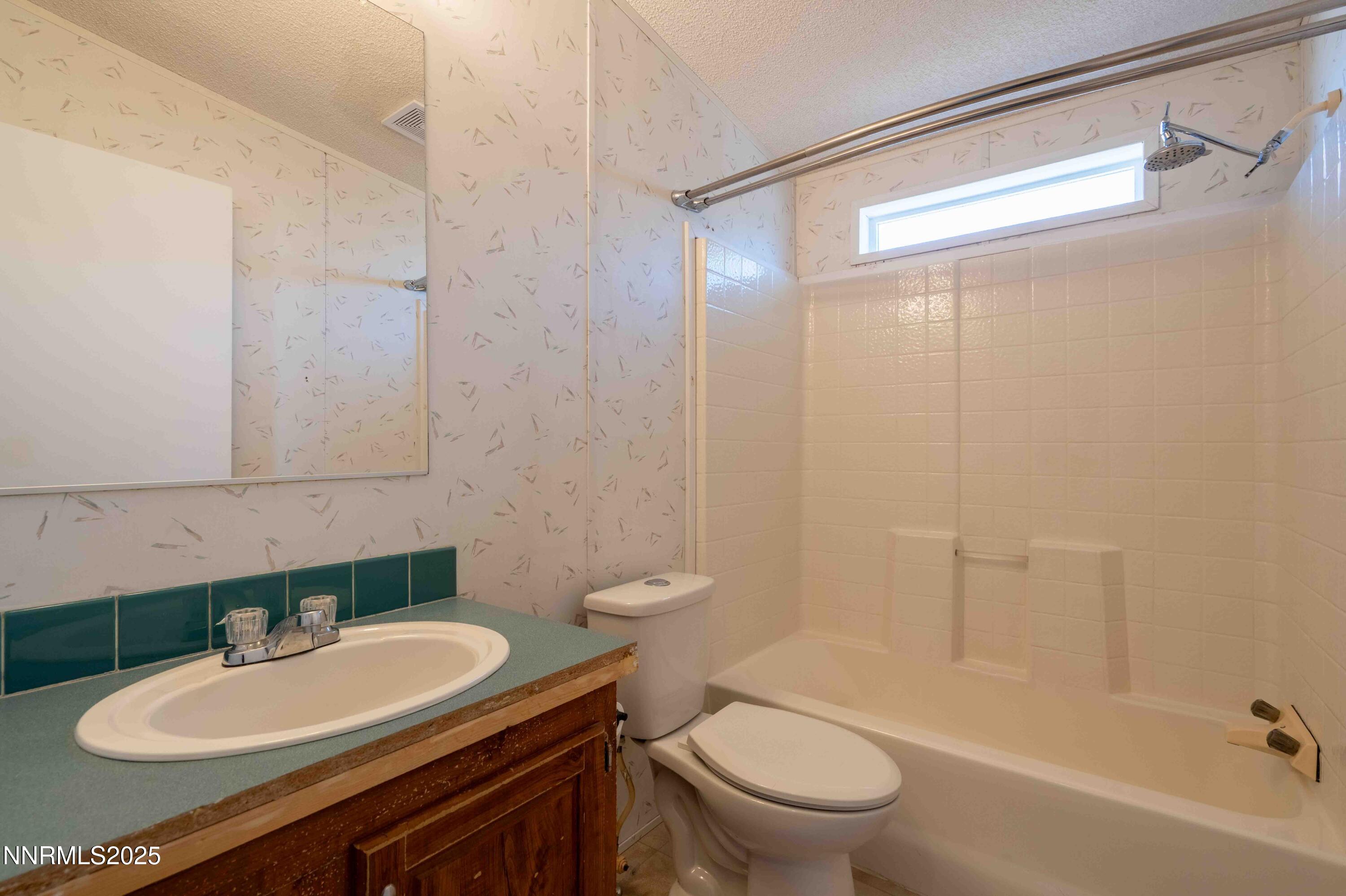 5194 Northern Lights Drive