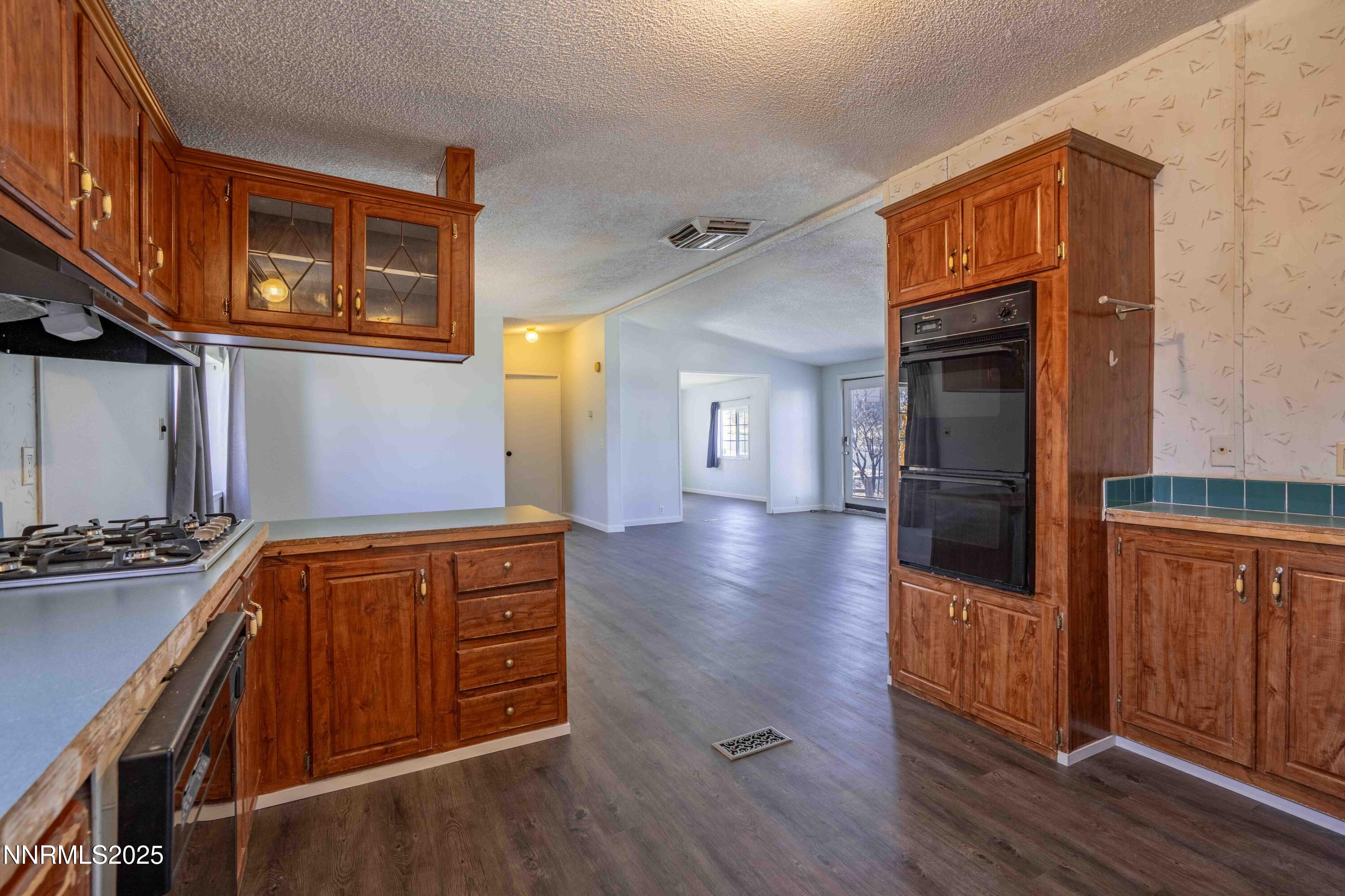 5194 Northern Lights Drive