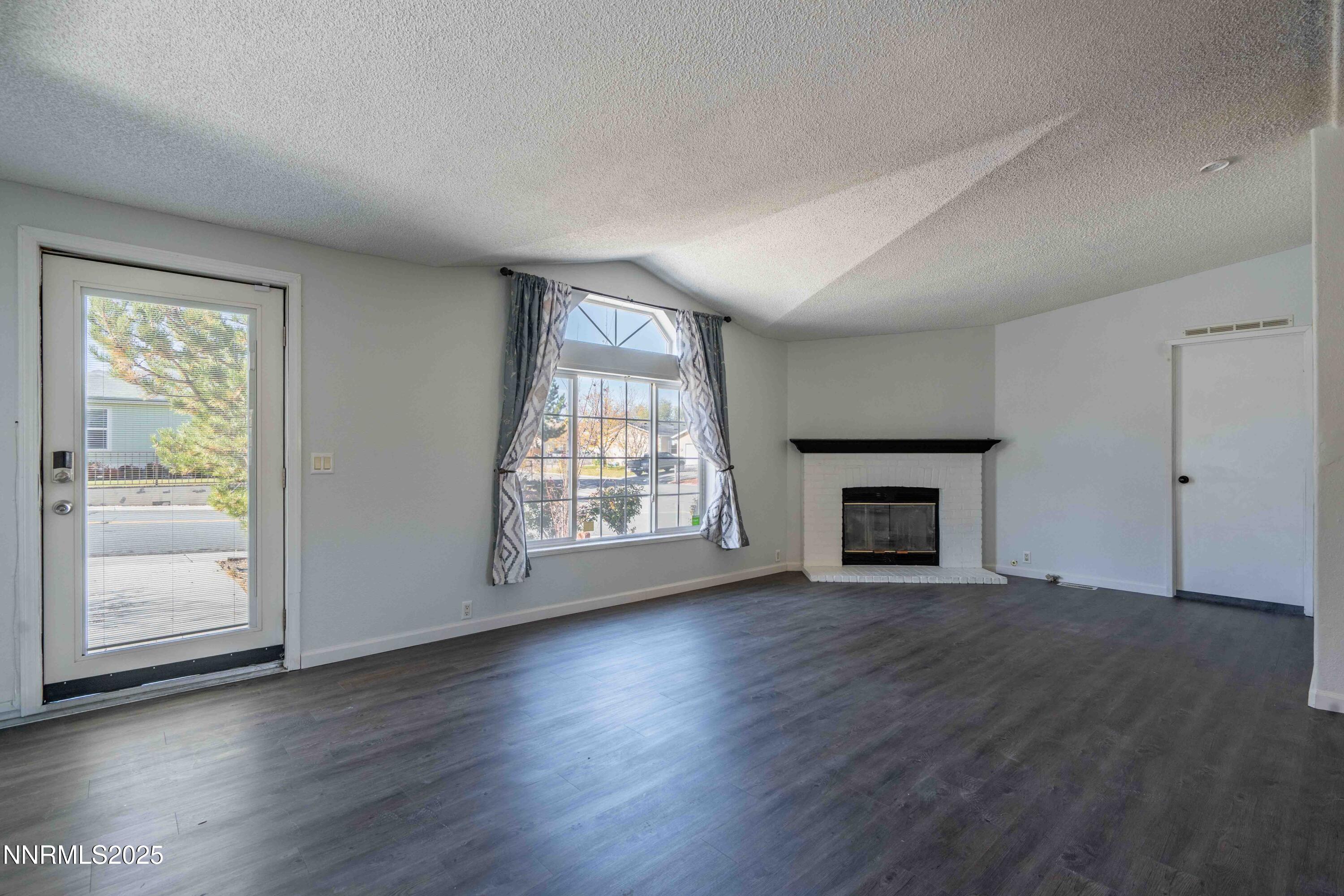 5194 Northern Lights Drive