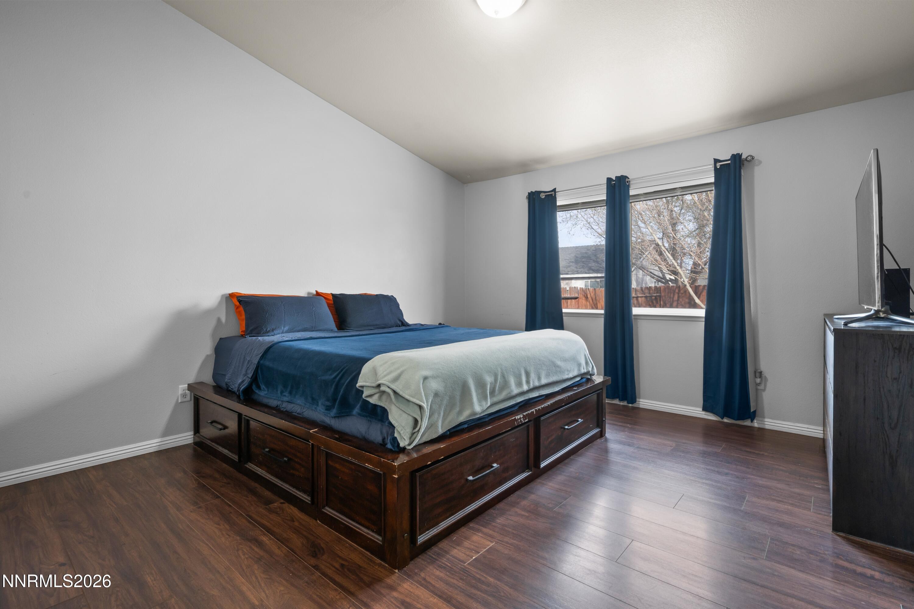 712 Hastings Way