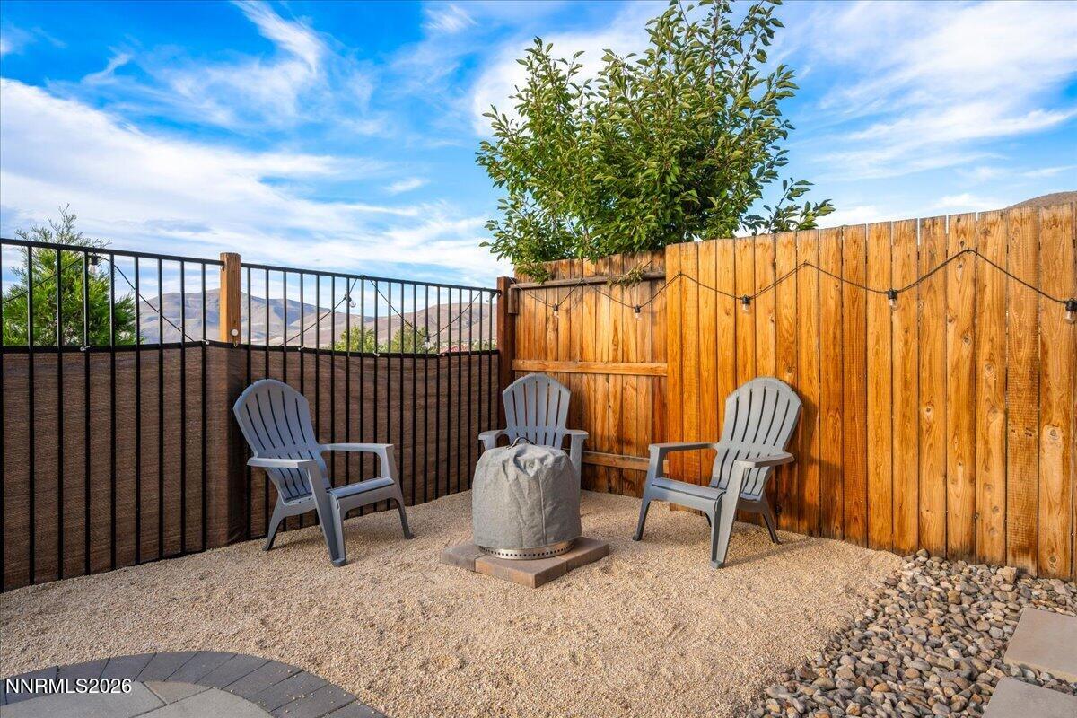 2833 Thistle Pine Court