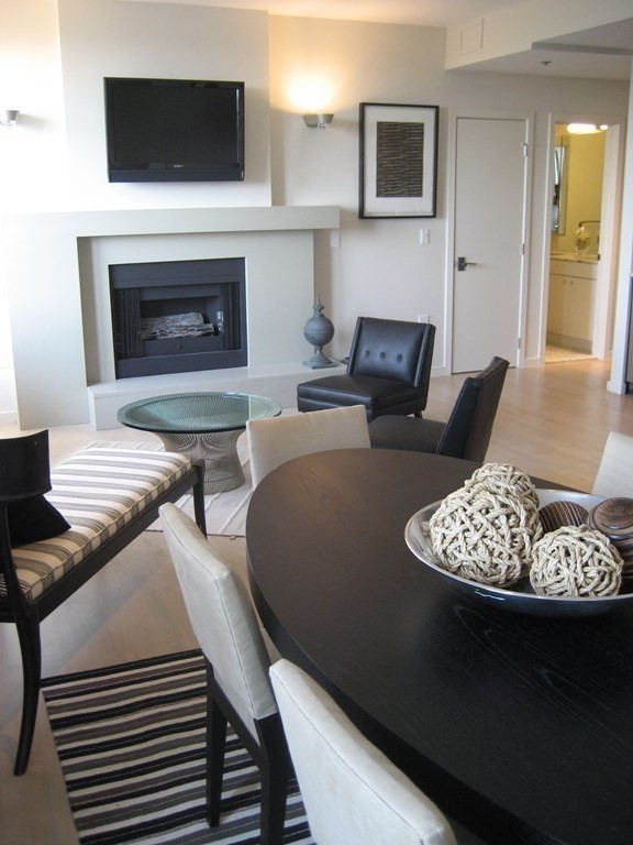 755 Boylston Street # 404