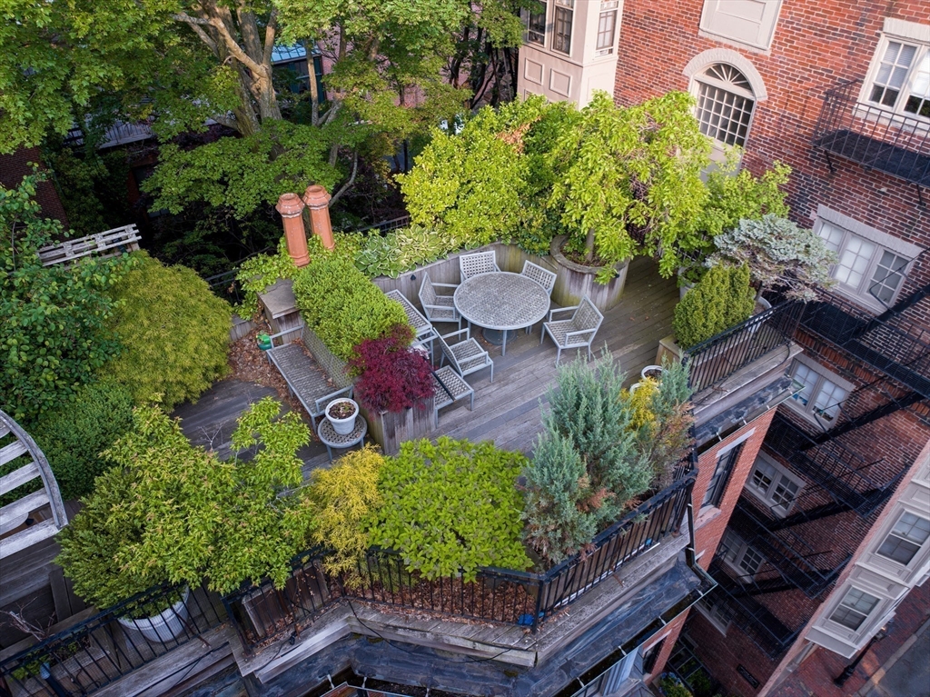 86 Mount Vernon Street