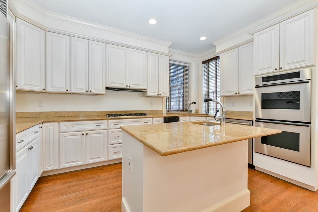17 Willow Street # 1