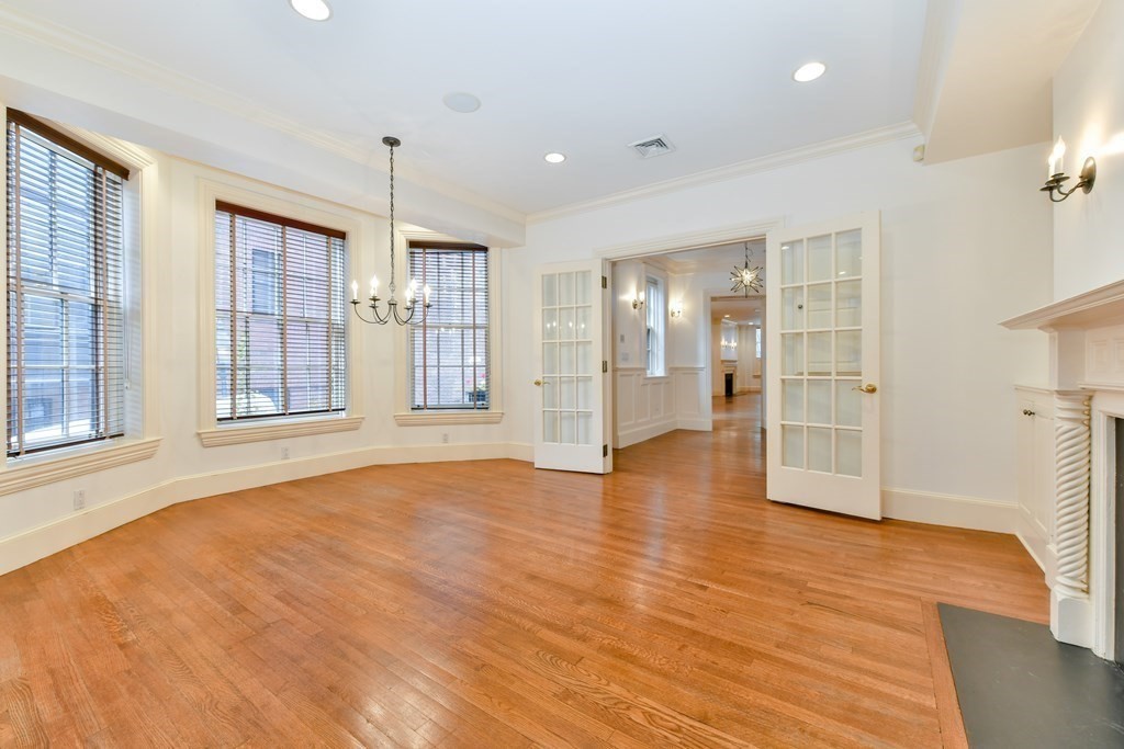 17 Willow Street # 1
