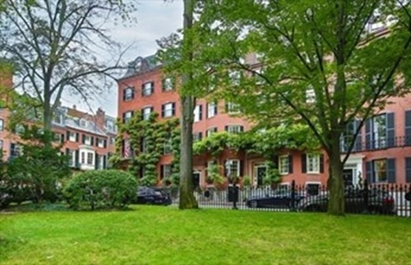 17 Willow Street # 1