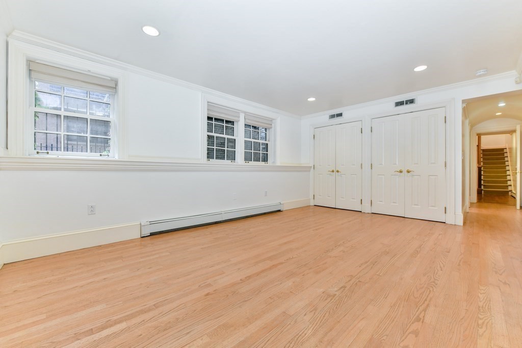 17 Willow Street # 1
