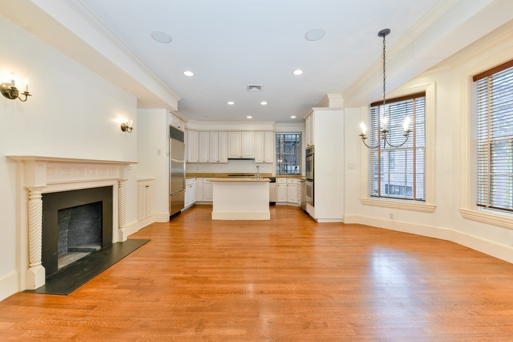 17 Willow Street # 1