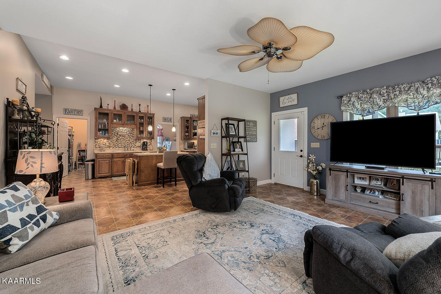 2175 Eagle Landing Dr Drive