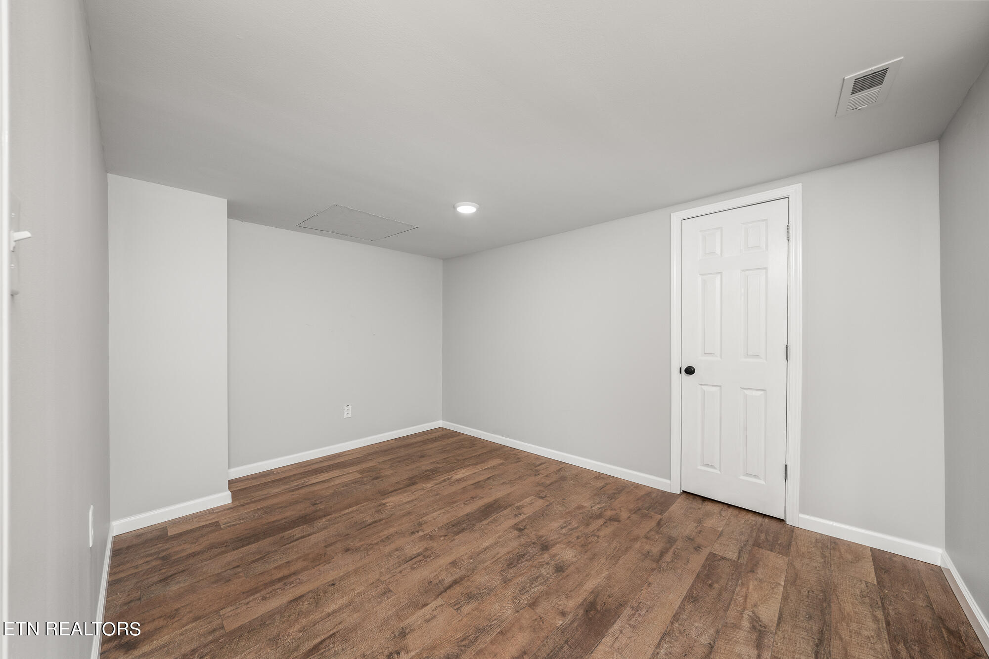 1670 White Rd