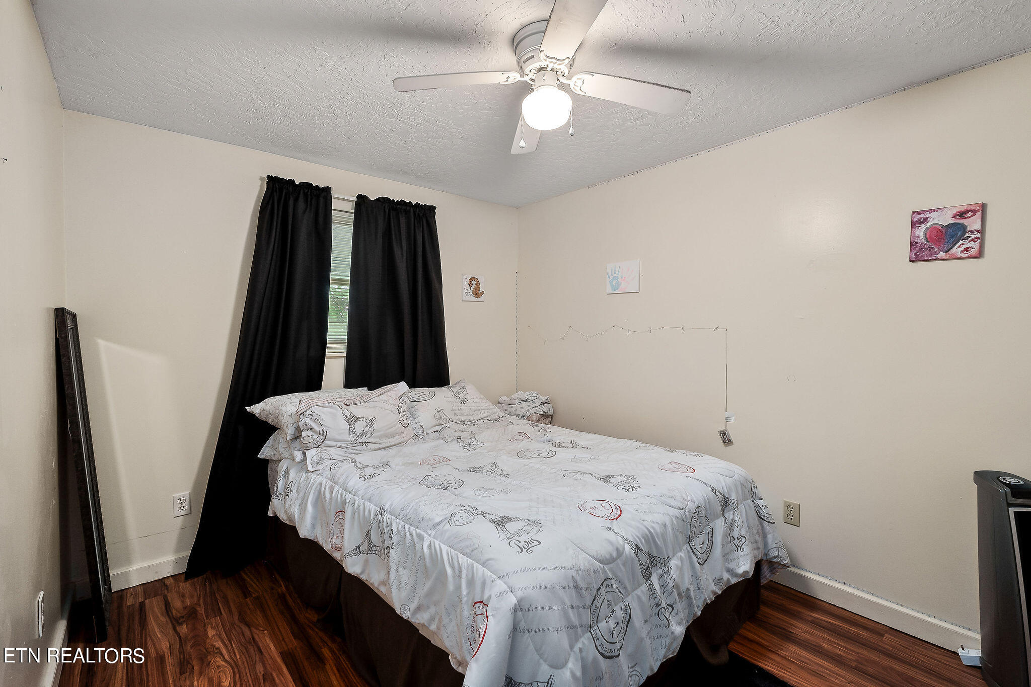 2665 Seven Knobs Rd