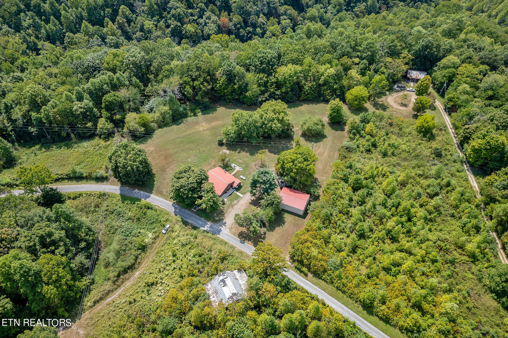 2665 Seven Knobs Rd