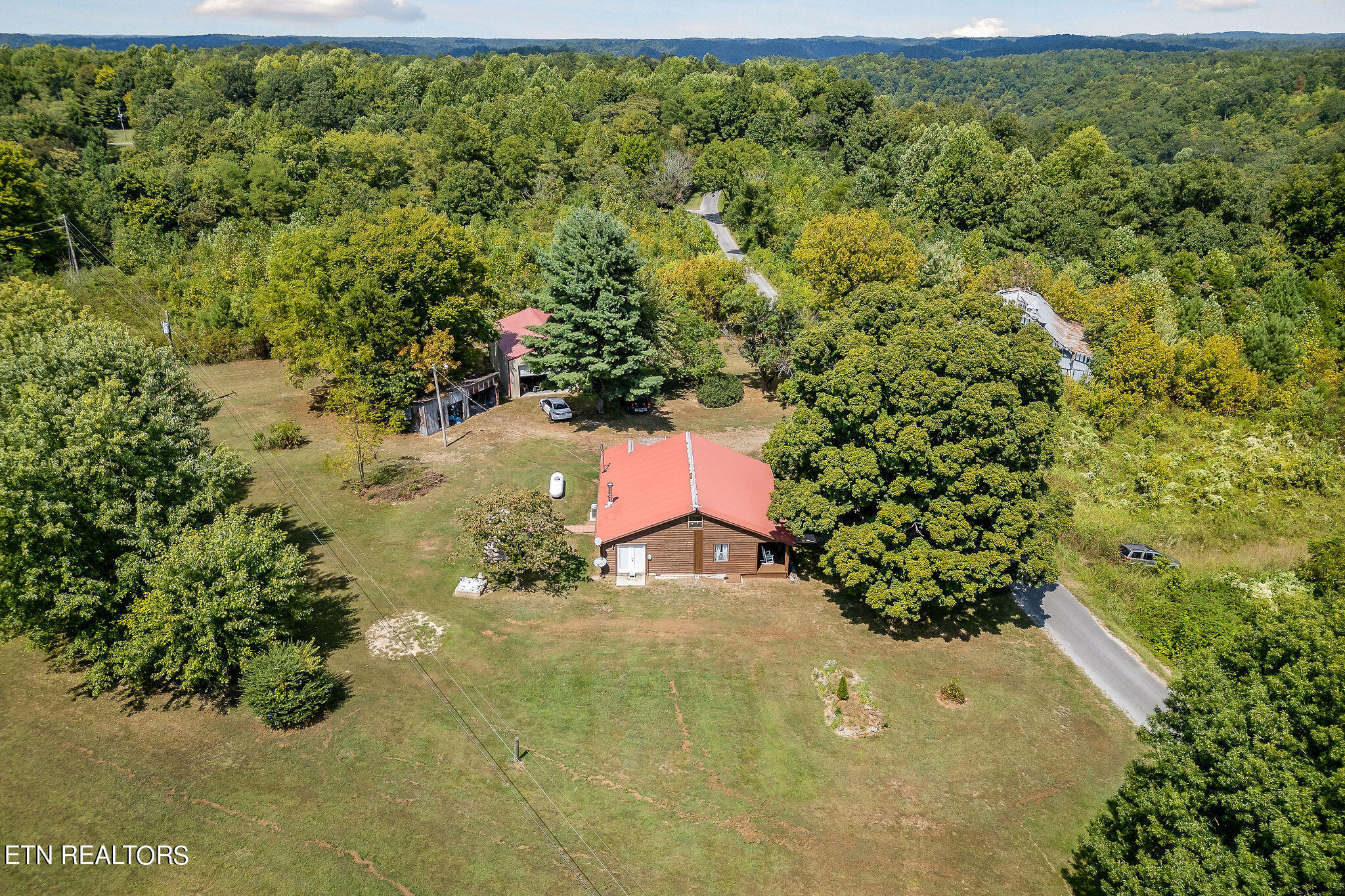 2665 Seven Knobs Rd