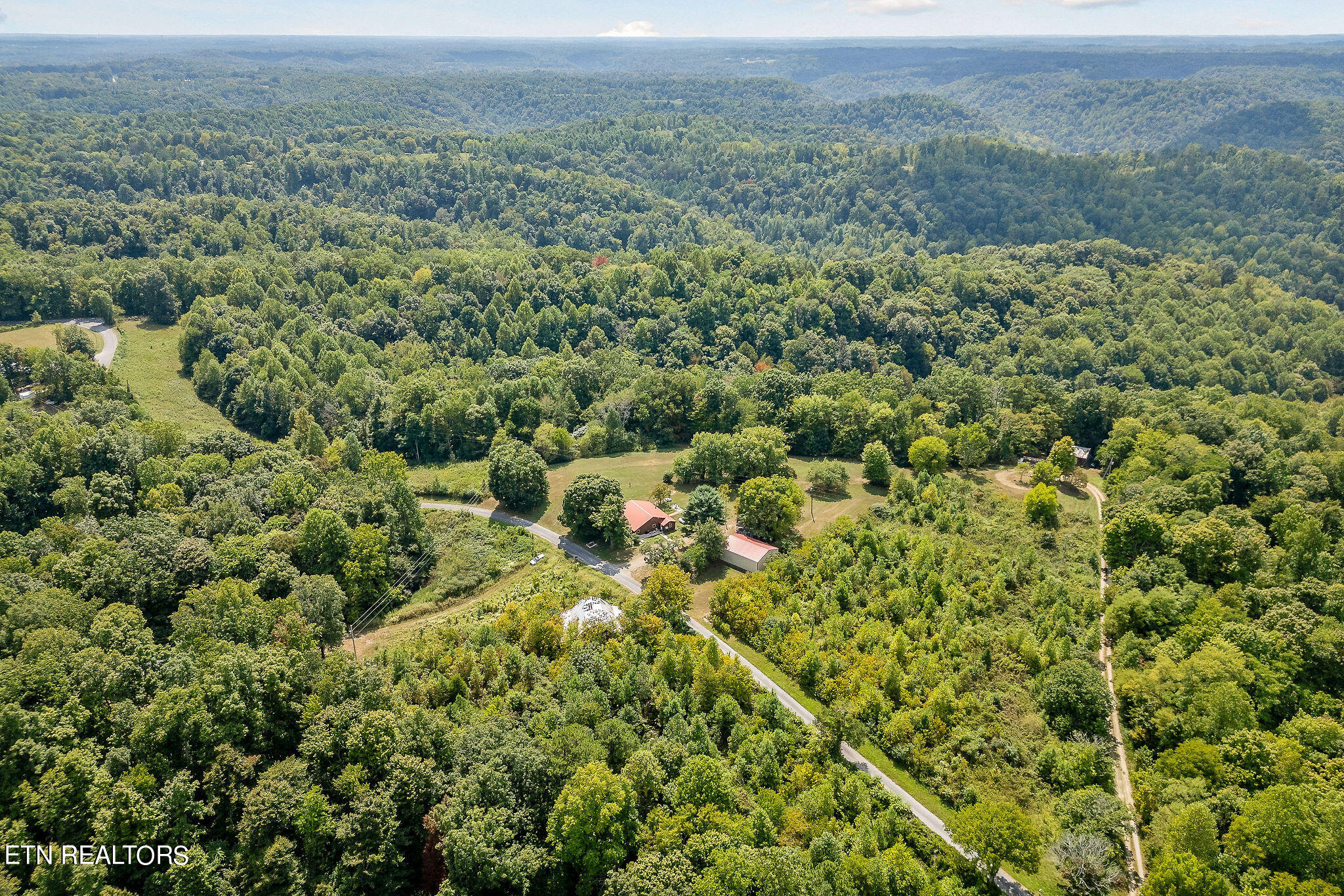 2665 Seven Knobs Rd