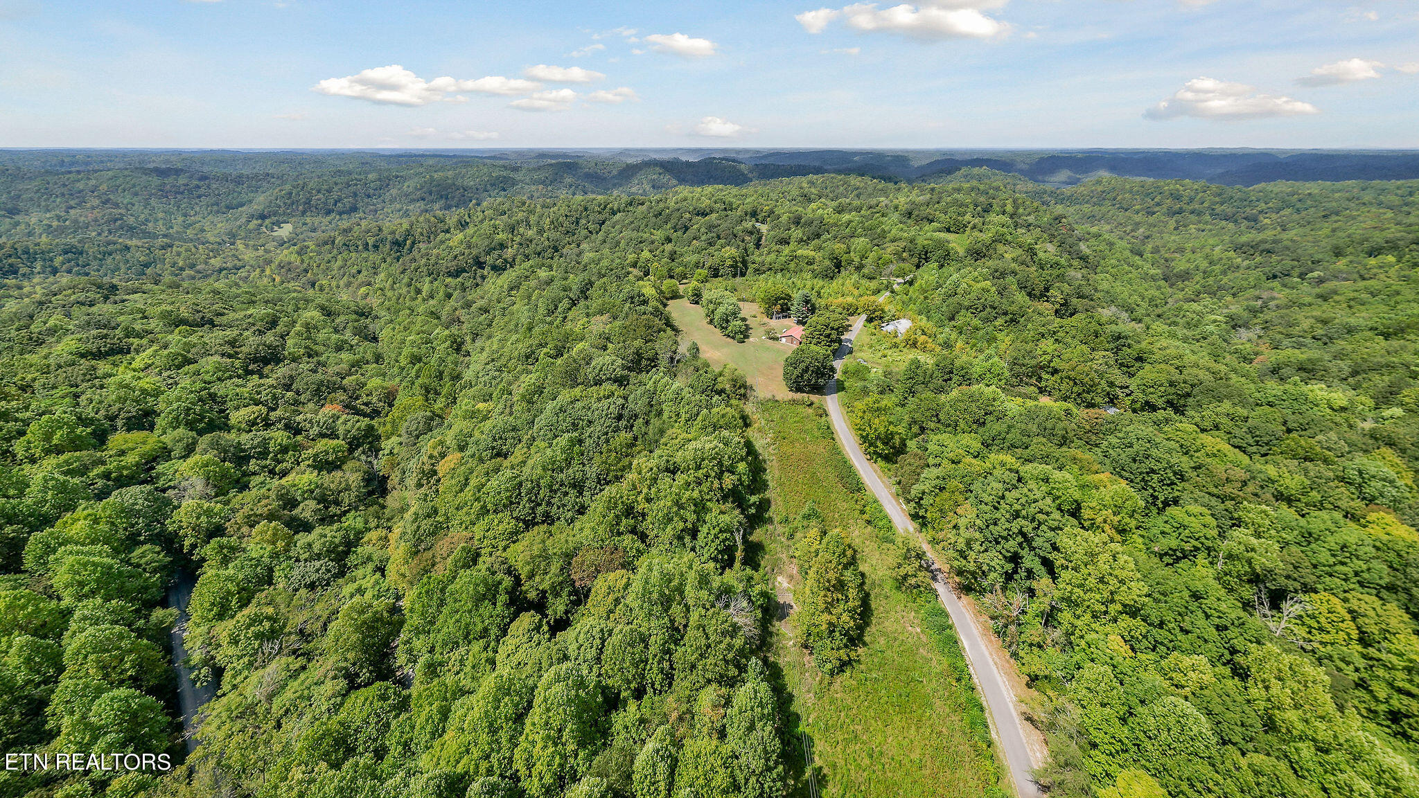 2665 Seven Knobs Rd