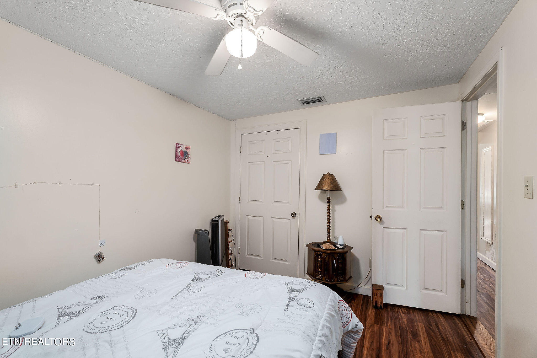 2665 Seven Knobs Rd