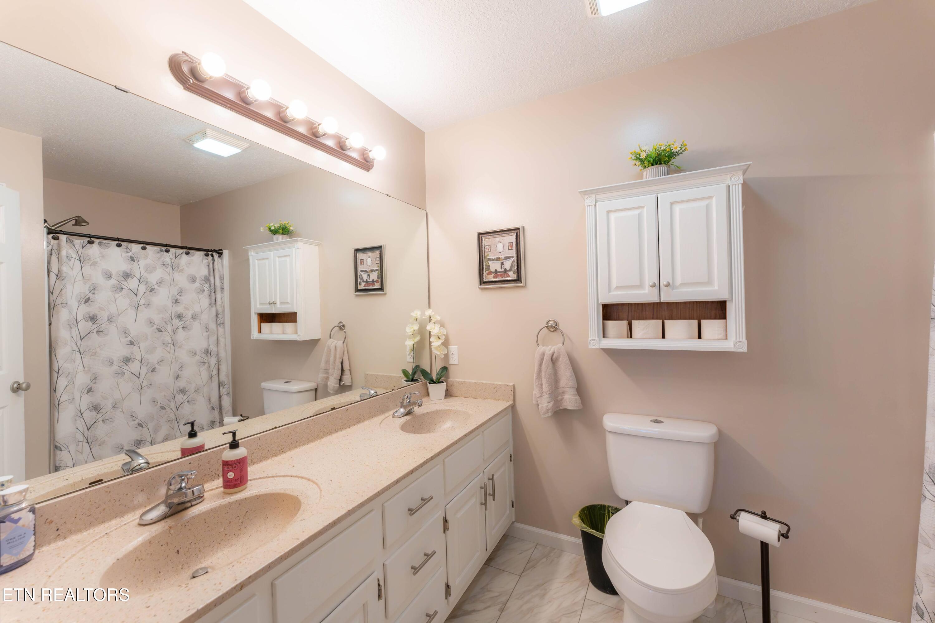 707 Robin Hood Drive