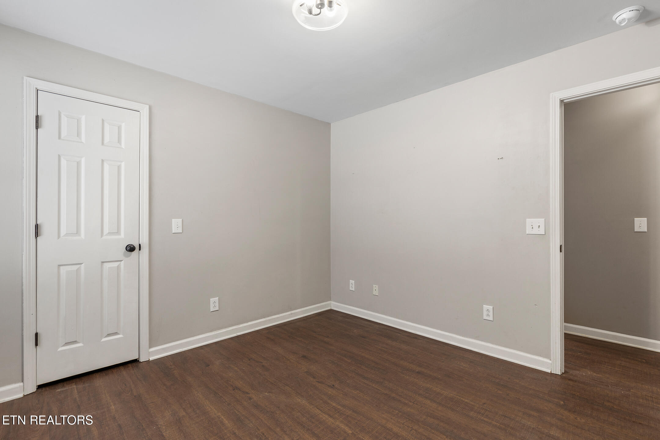 1655 Dogwood Circle