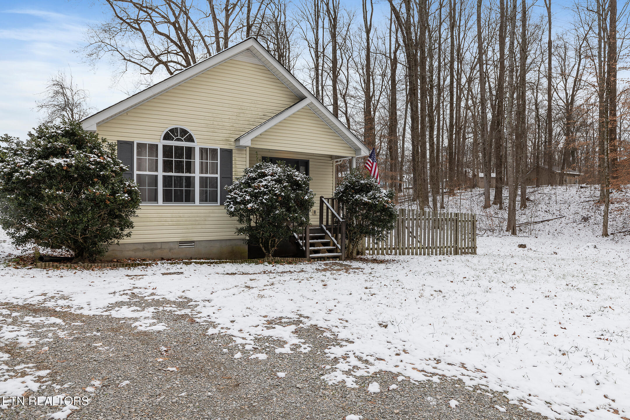 1655 Dogwood Circle