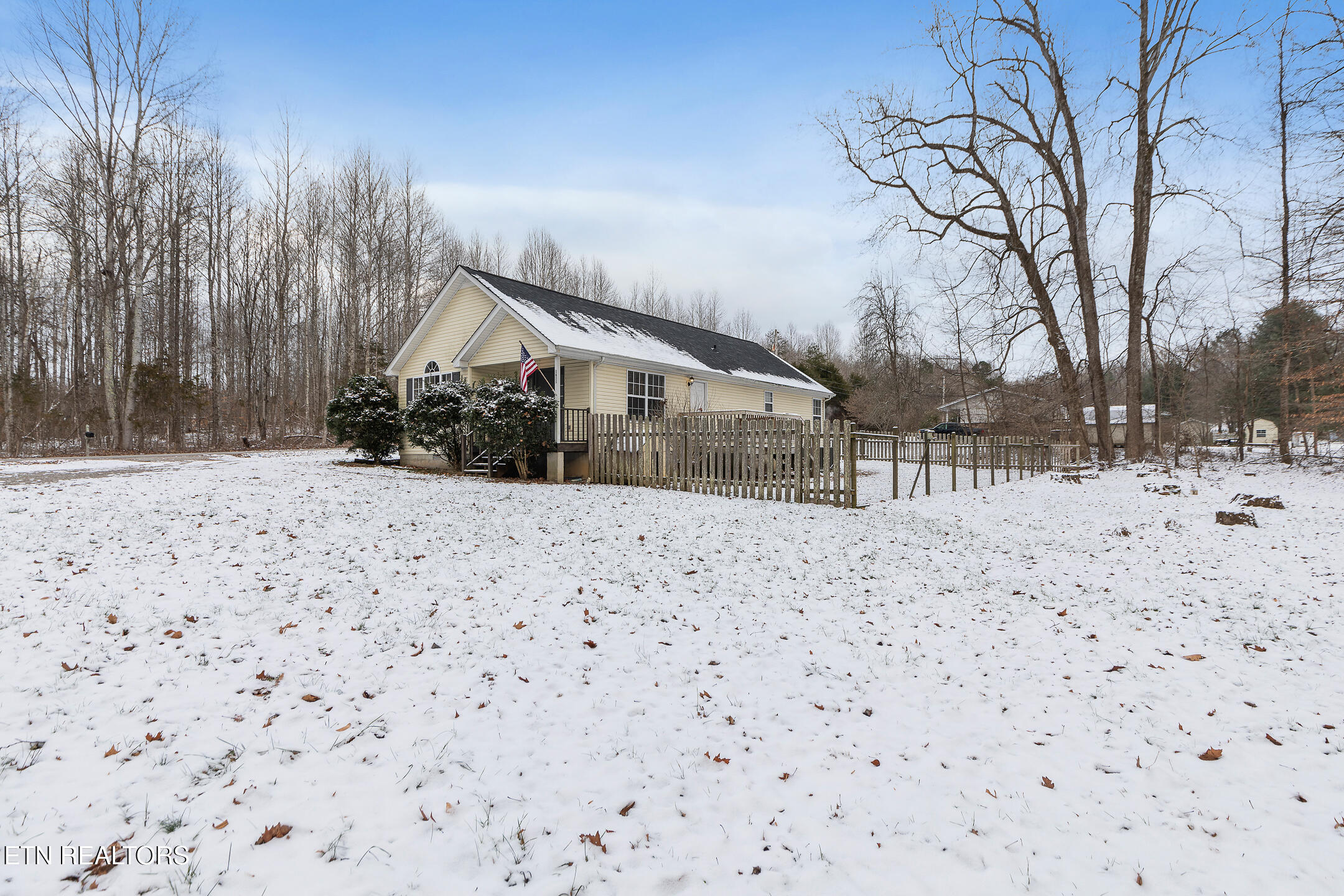 1655 Dogwood Circle