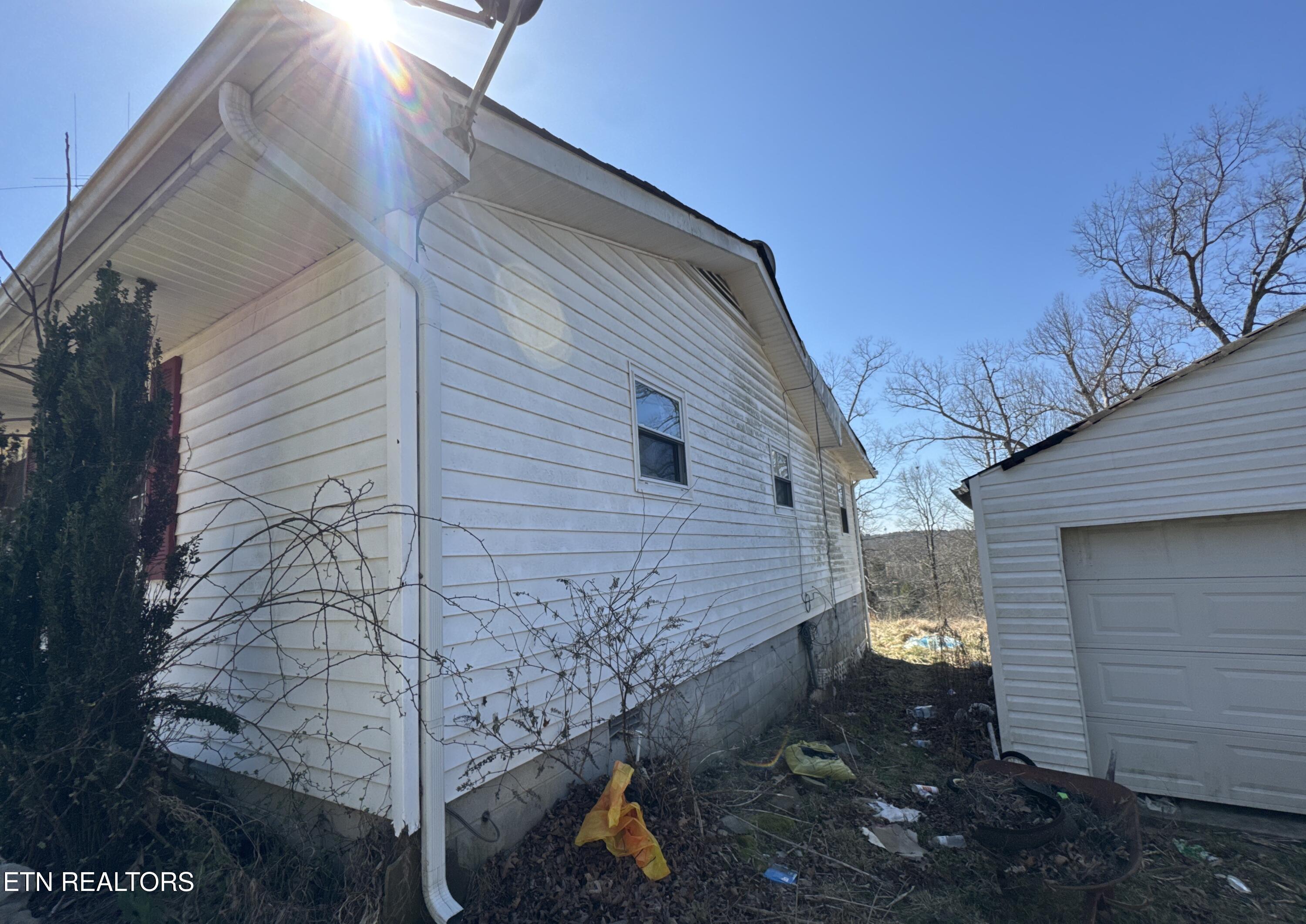 121 Rabbit Track Rd