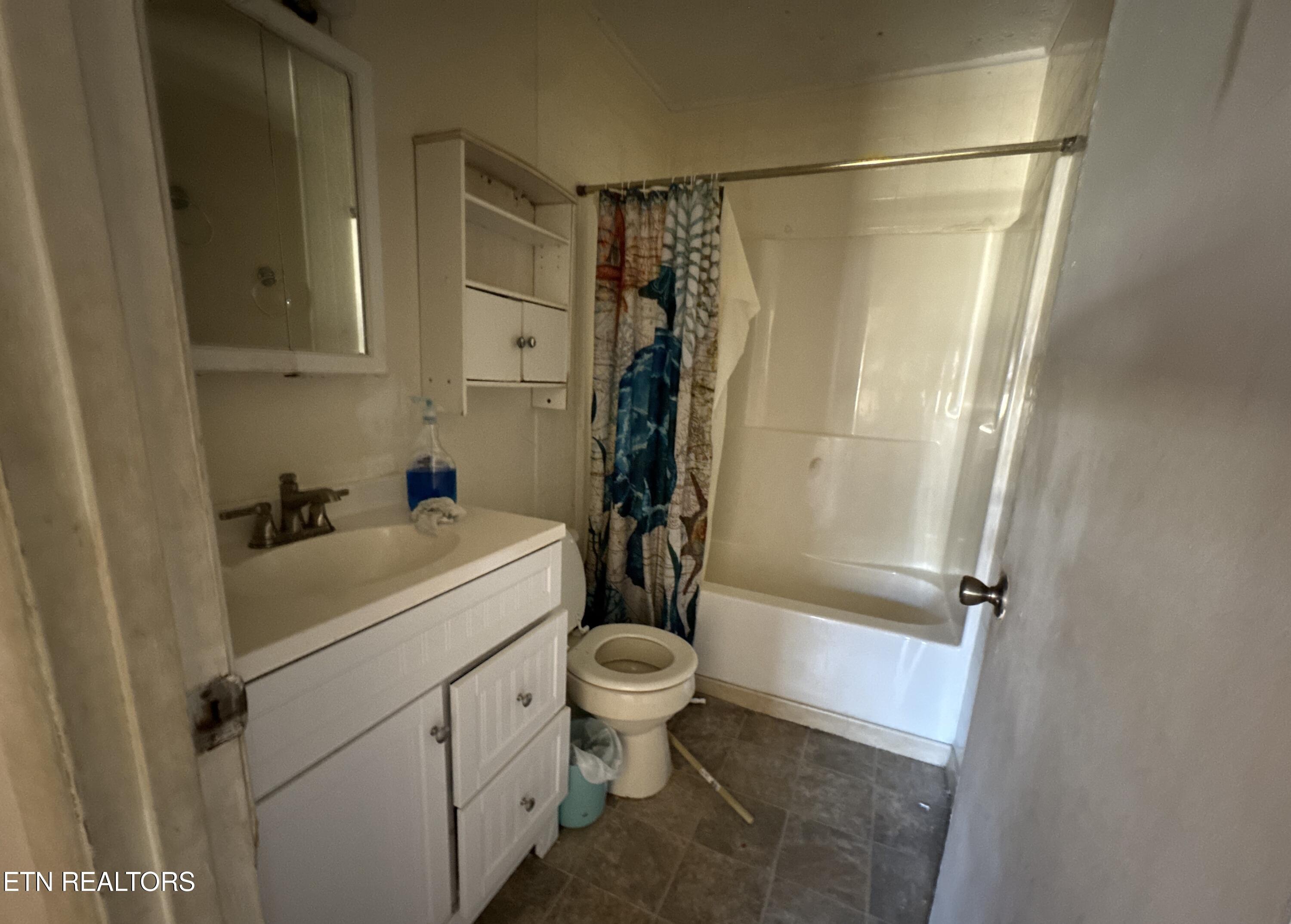121 Rabbit Track Rd