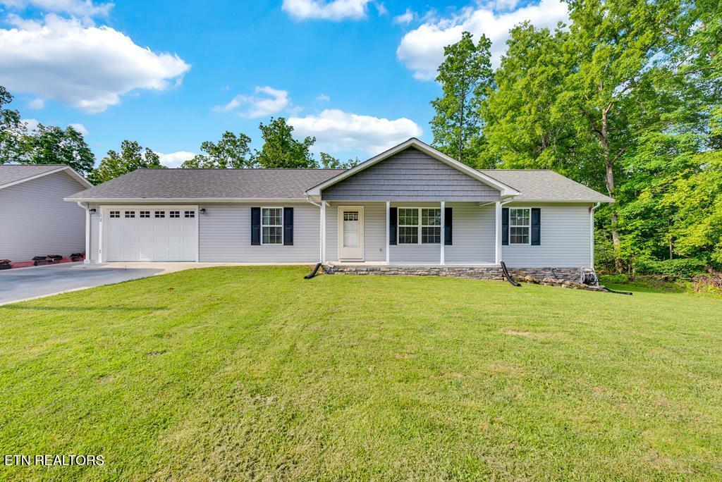 1210 War Eagle Drive