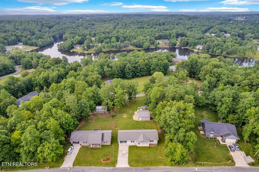 1210 War Eagle Drive