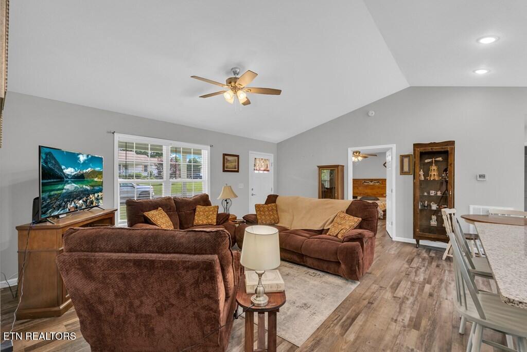 1210 War Eagle Drive