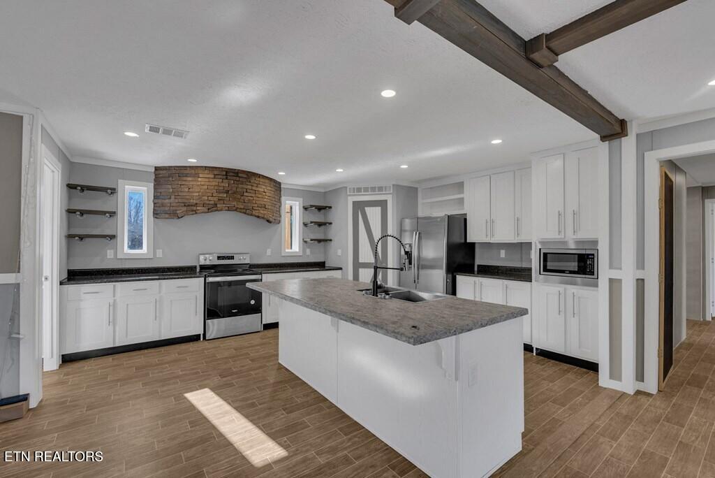 1083 Fanchers Mill Rd