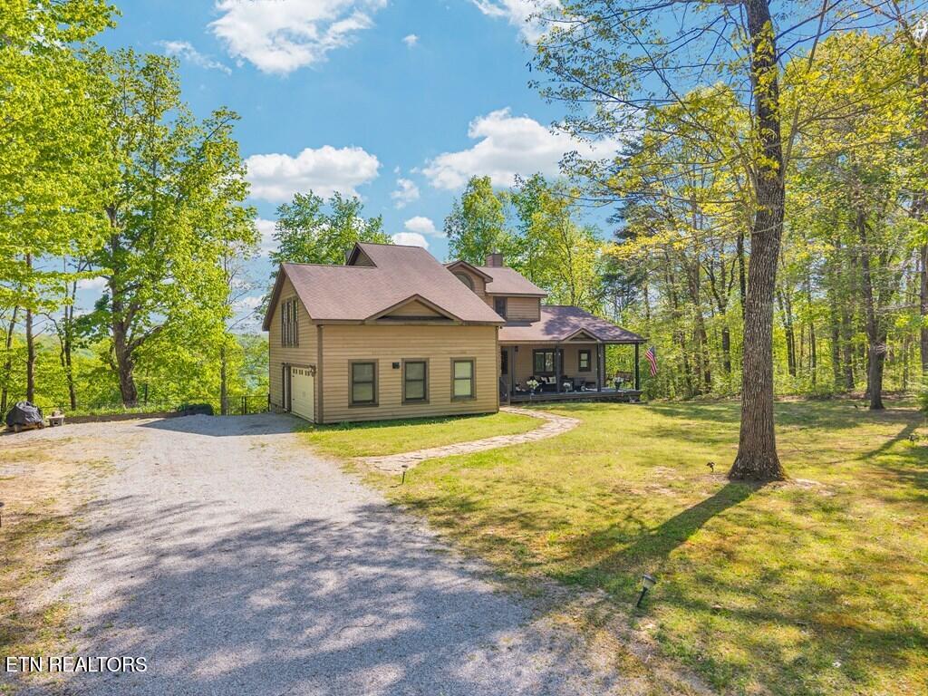 160 Eagles Bluff Circle