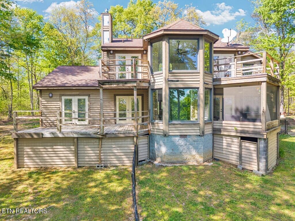 160 Eagles Bluff Circle