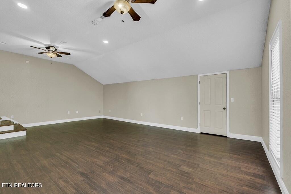 160 Eagles Bluff Circle