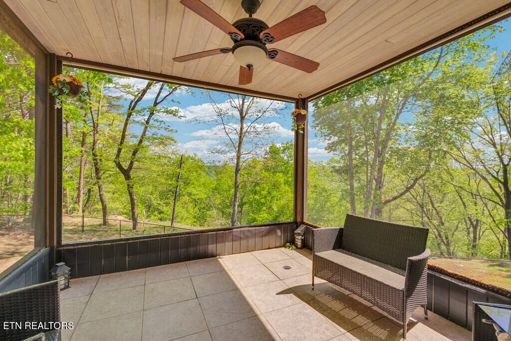 160 Eagles Bluff Circle