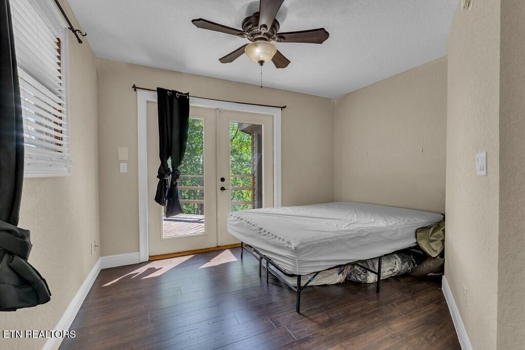 160 Eagles Bluff Circle