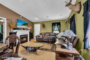 3631 3635 Louisville Rd