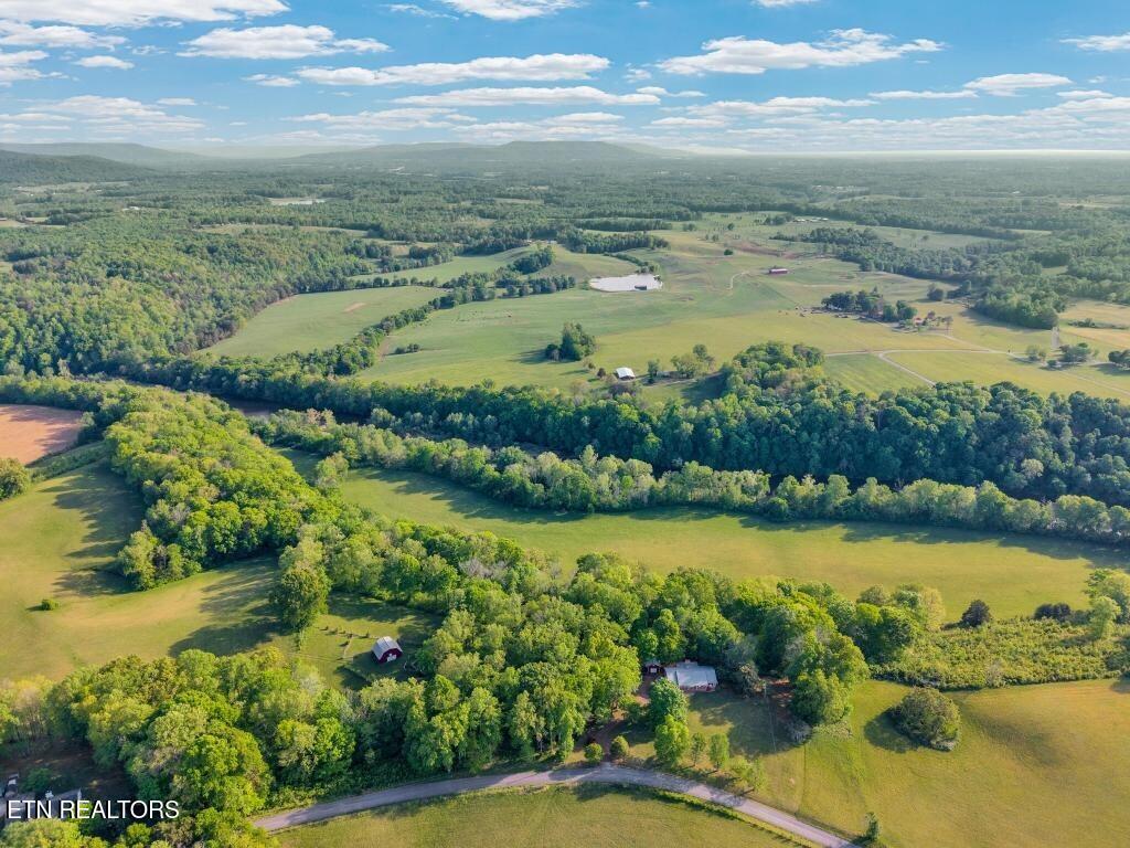 1992 Locke Bend Rd, McMinnville