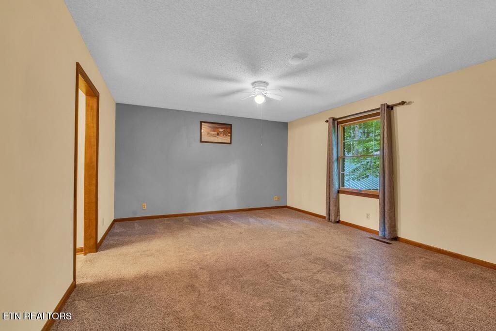 1992 Locke Bend Rd, McMinnville