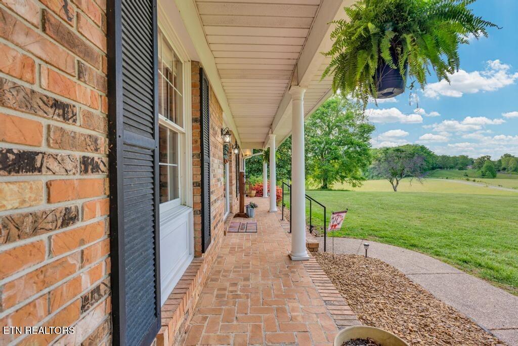 1992 Locke Bend Rd, McMinnville