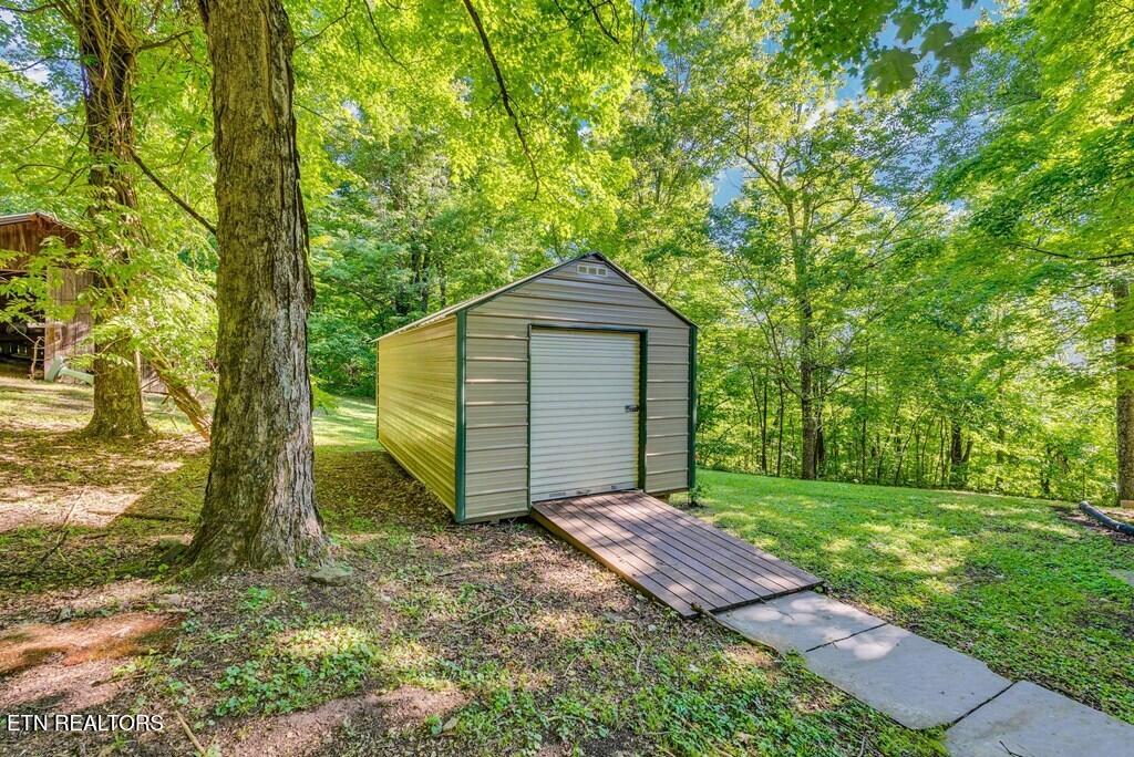755 Woody Rd