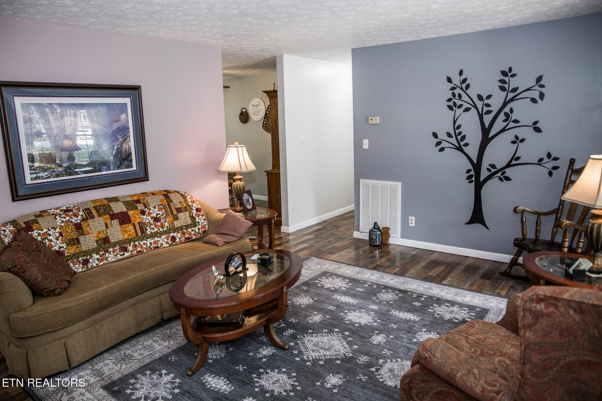 20 Black Oak Circle
