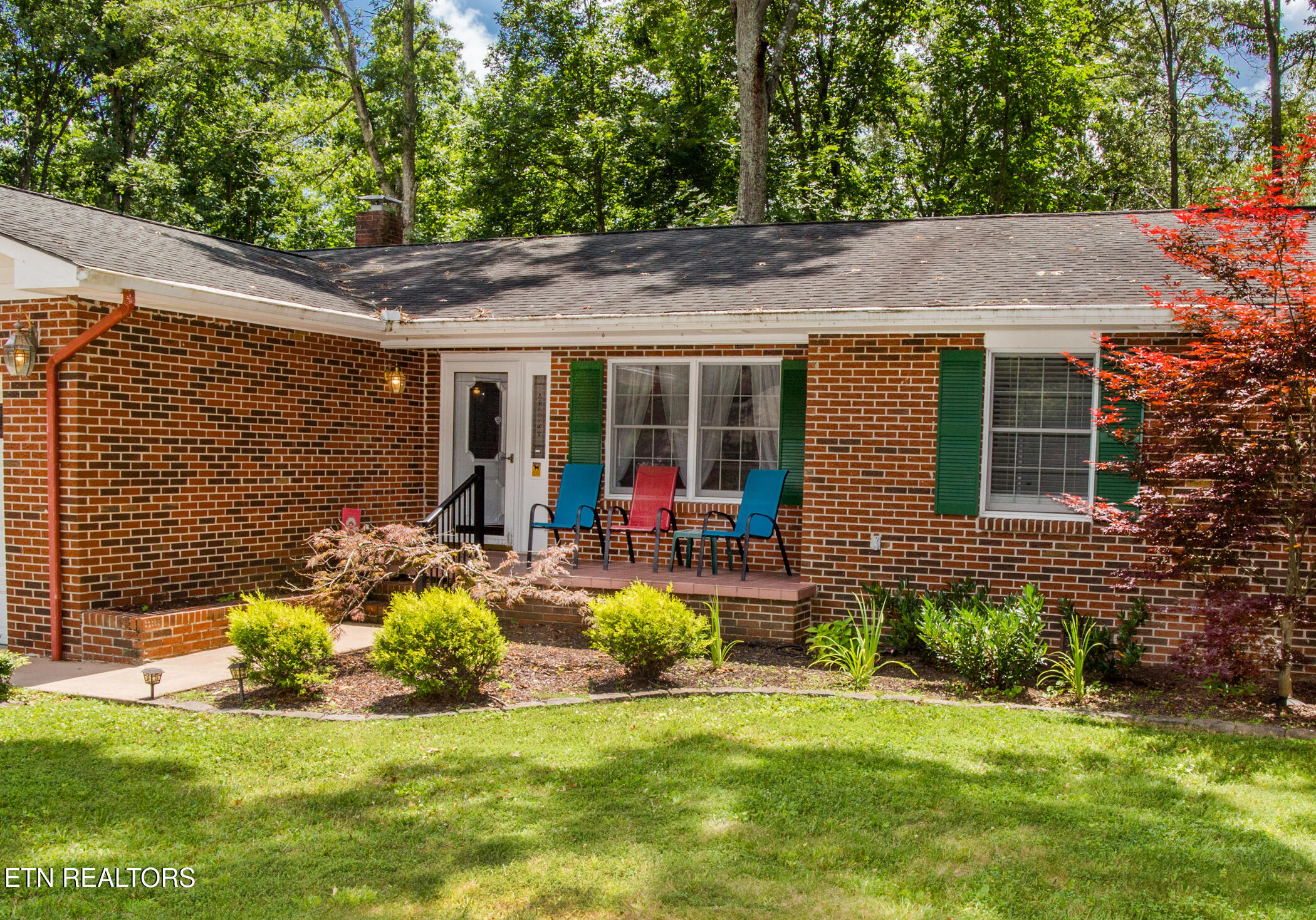 20 Black Oak Circle